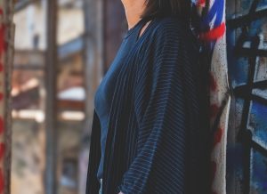 Kimono Flo Mixte Court Bleu Marine Rayures Fines Blanches